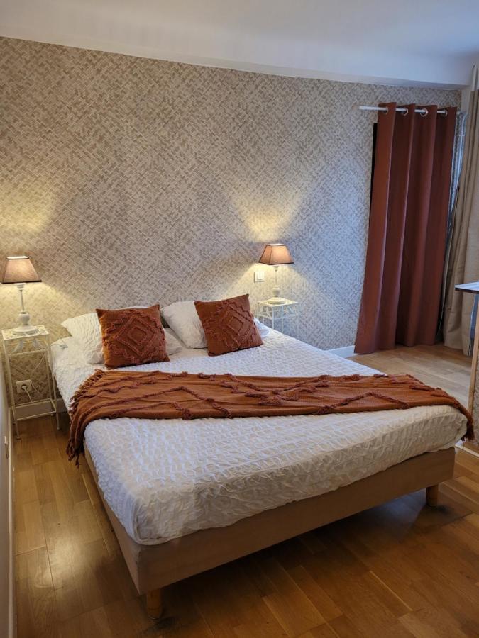 Auberge Chez Tante Ursule Cambo-les-Bains Eksteriør bilde