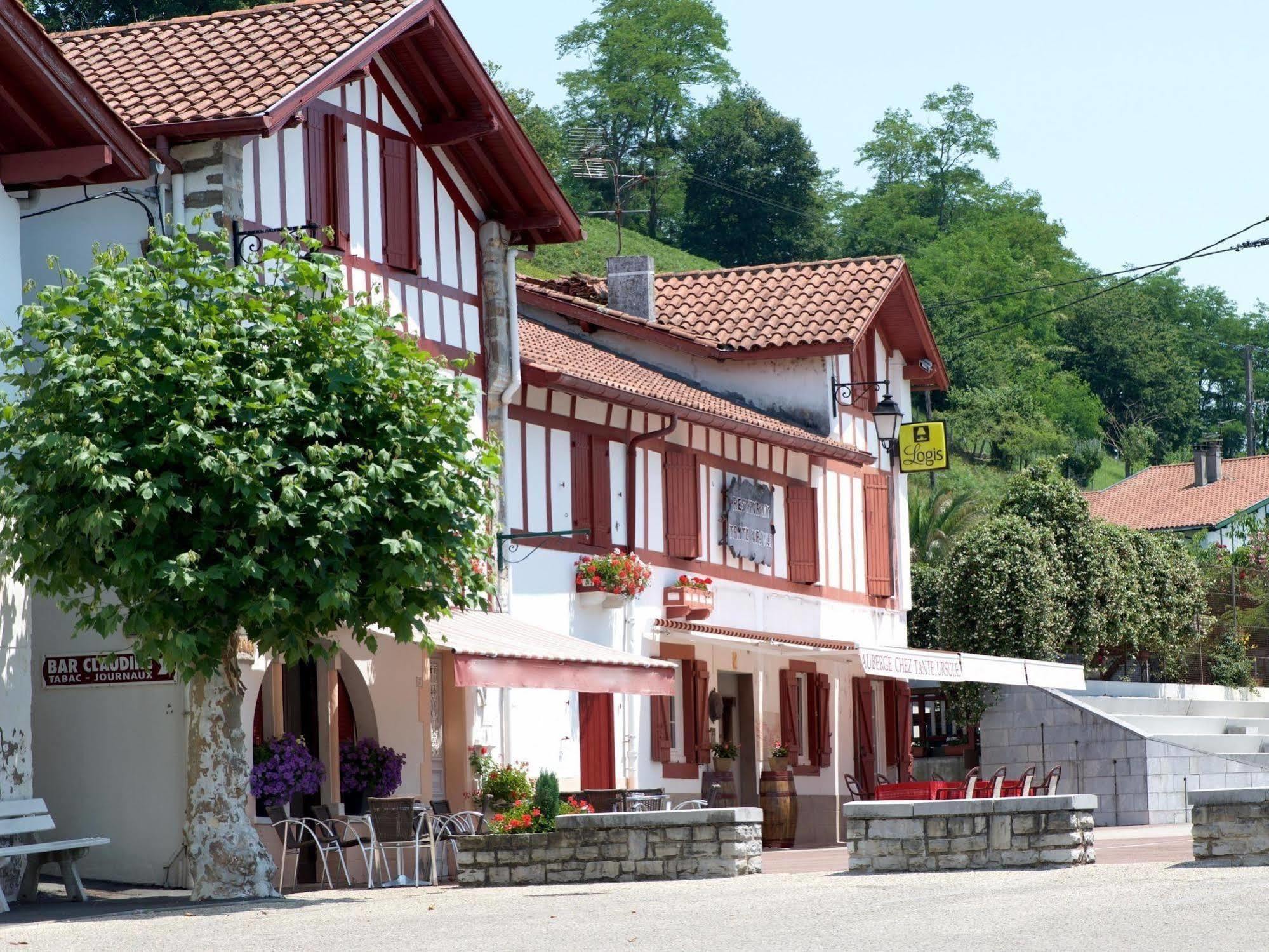 Auberge Chez Tante Ursule Cambo-les-Bains Eksteriør bilde